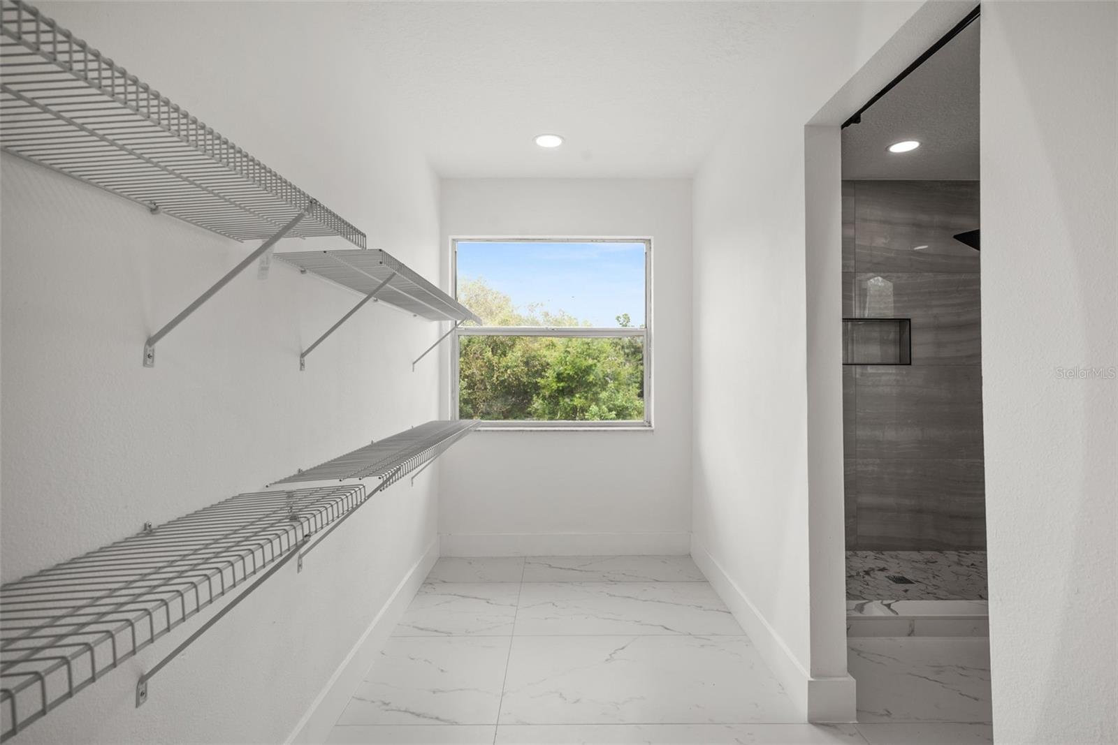 10224 MERRIMAC MANOR DR — photo 31
