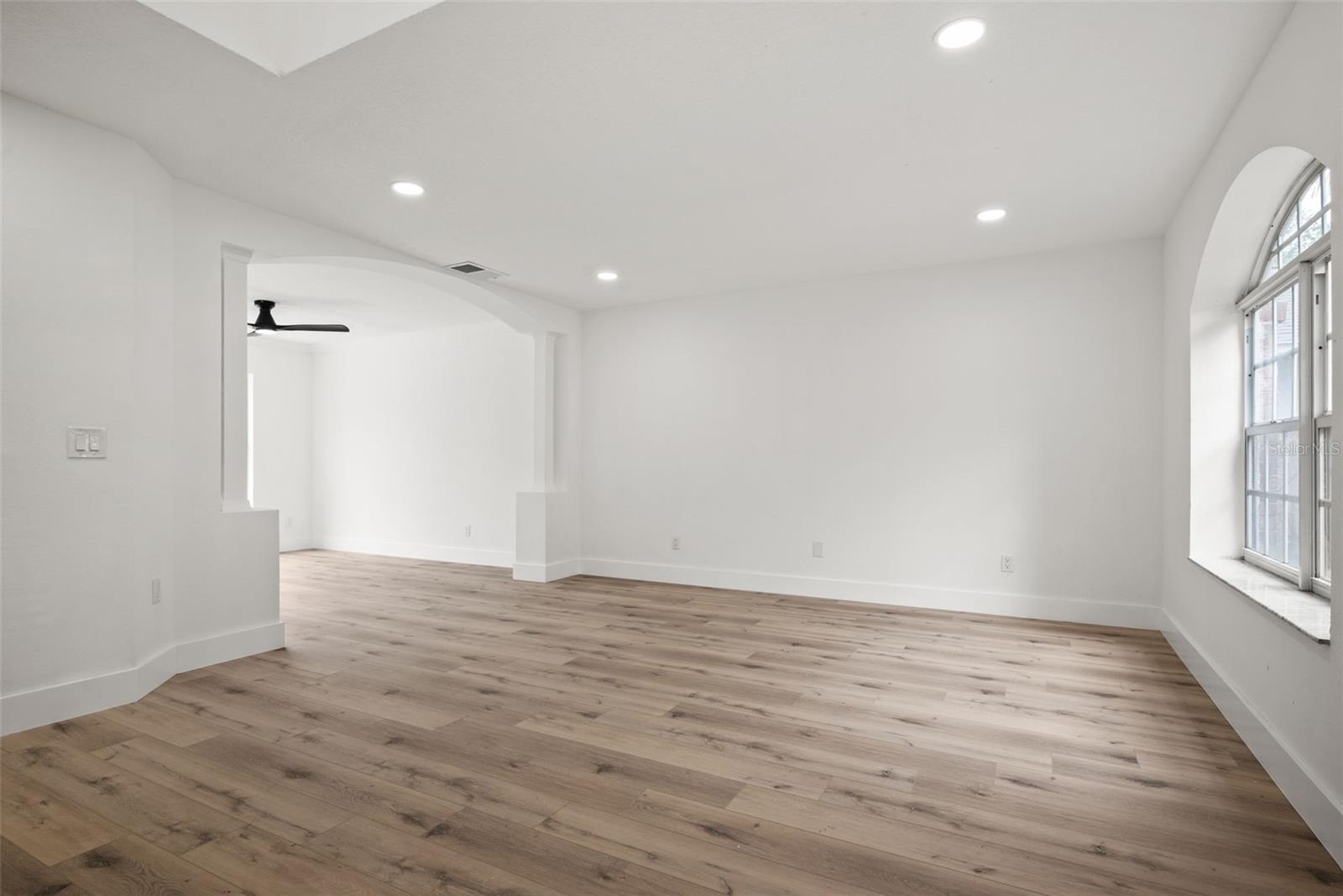 10224 MERRIMAC MANOR DR — photo 10