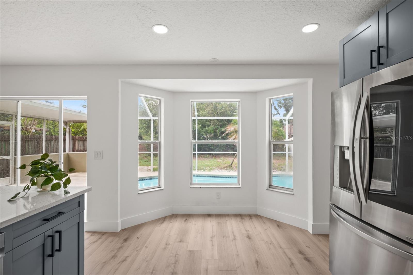 10224 MERRIMAC MANOR DR — photo 15