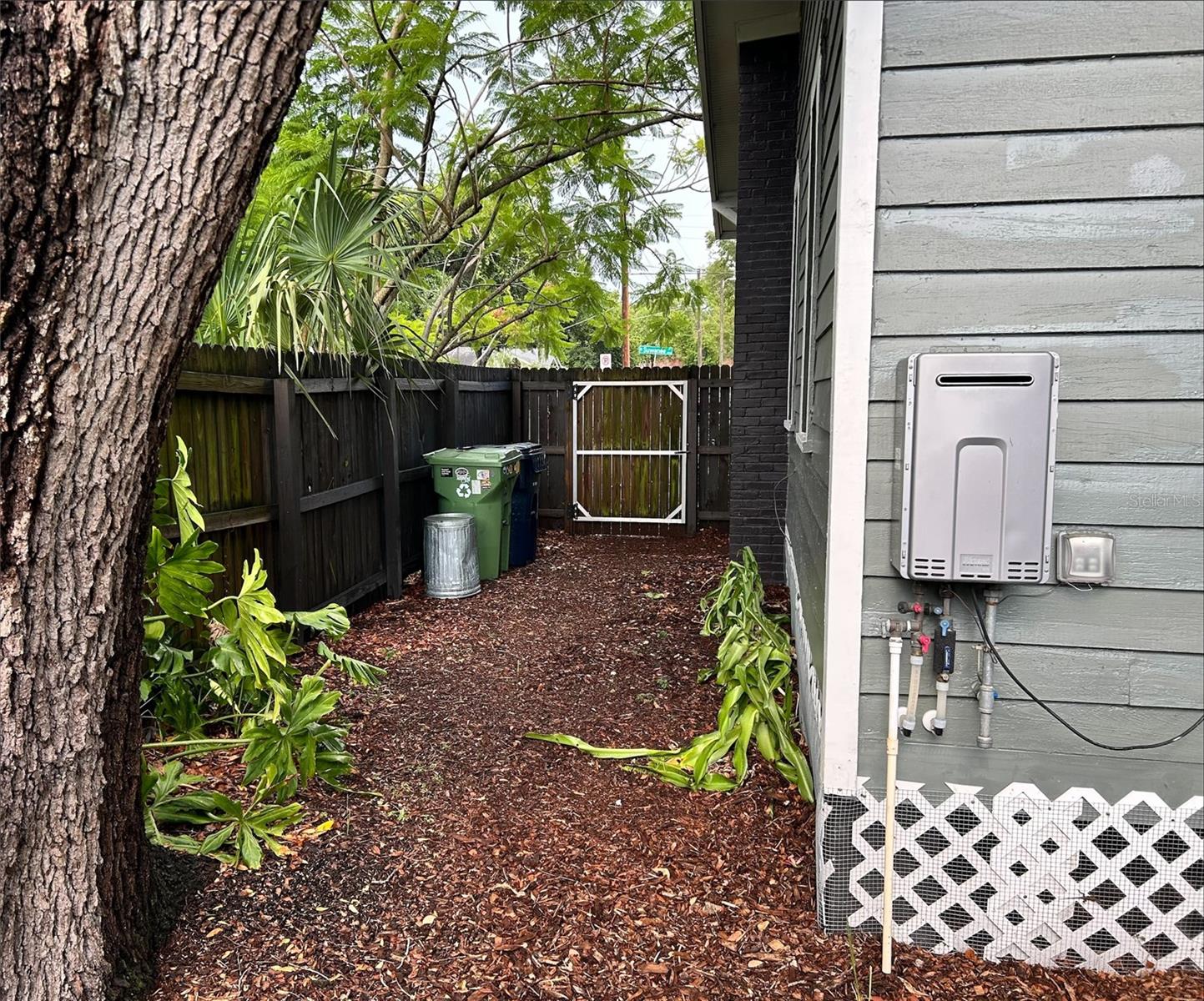 4922 N SUWANEE AVE — photo 14