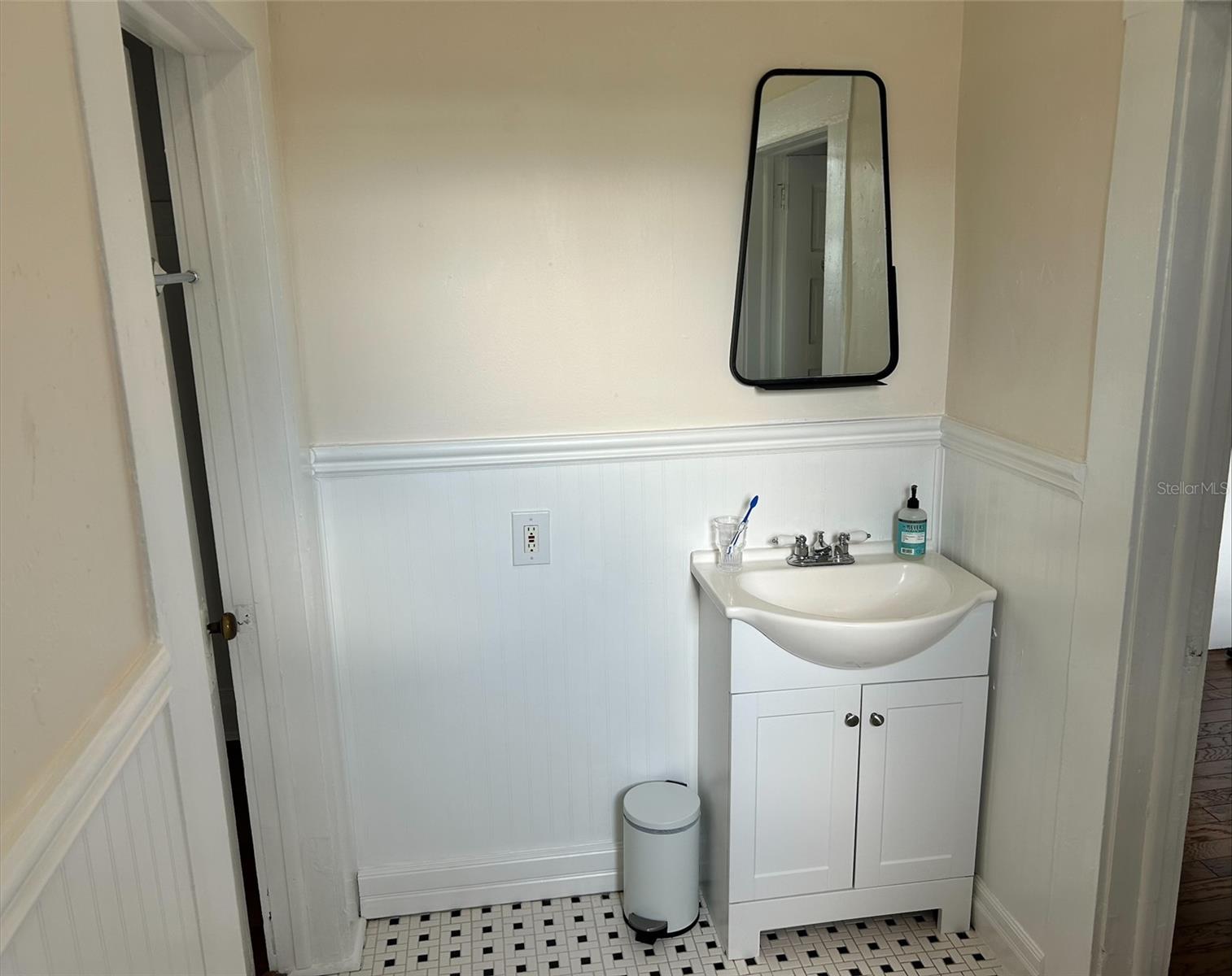 4922 N SUWANEE AVE — photo 12