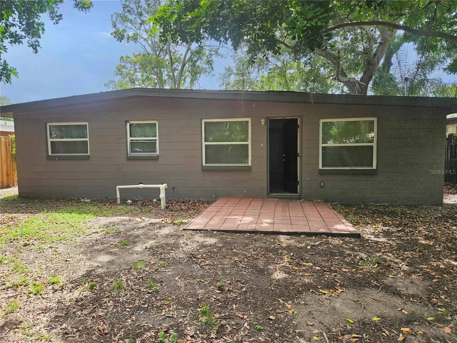 15165 HARDING AVE — photo 14