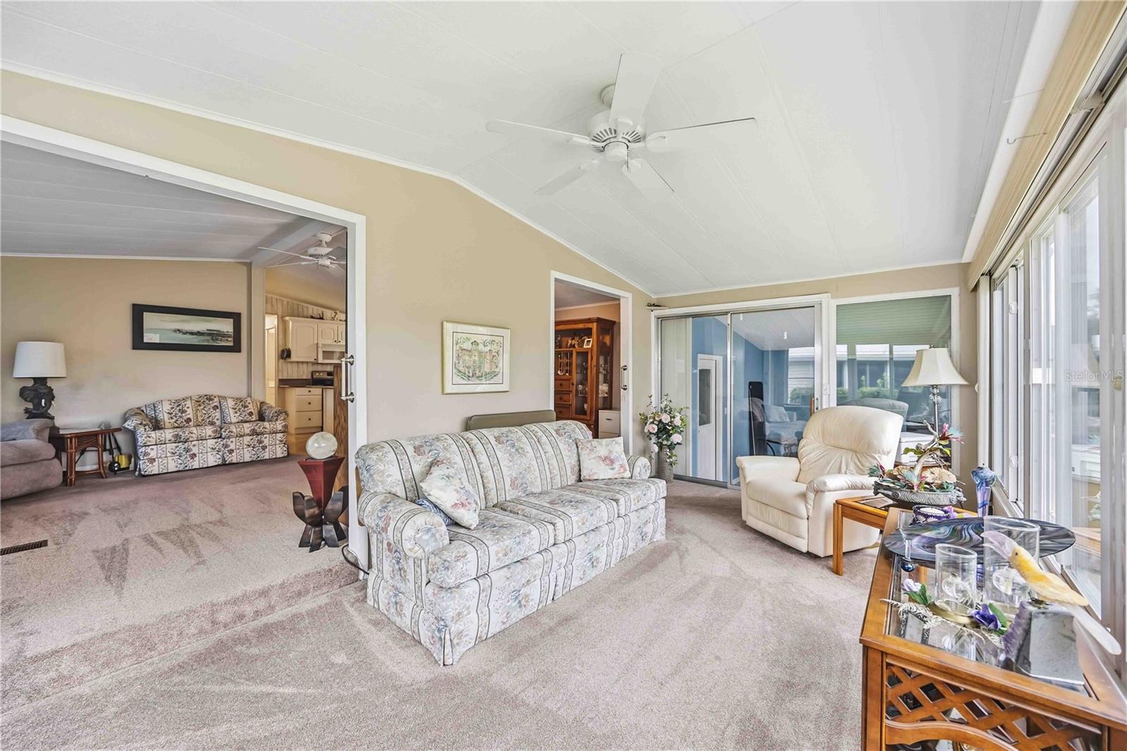 162 BERMUDA WAY — photo 8