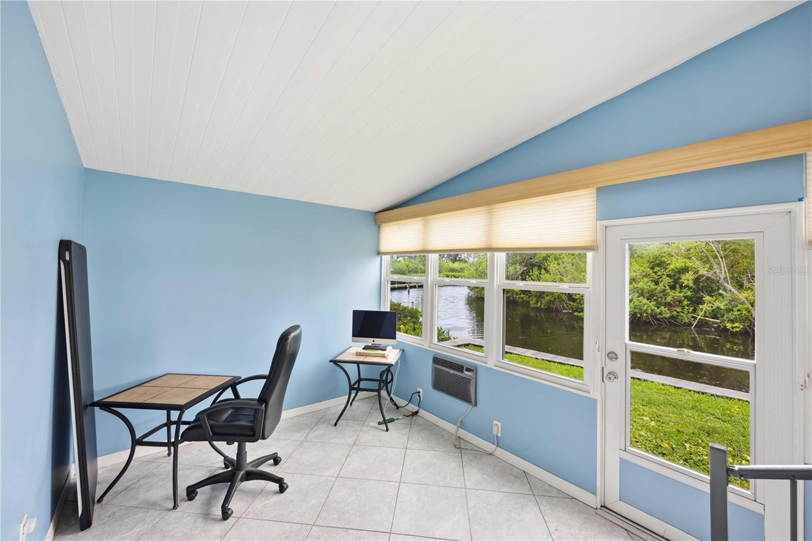 162 BERMUDA WAY — photo 15