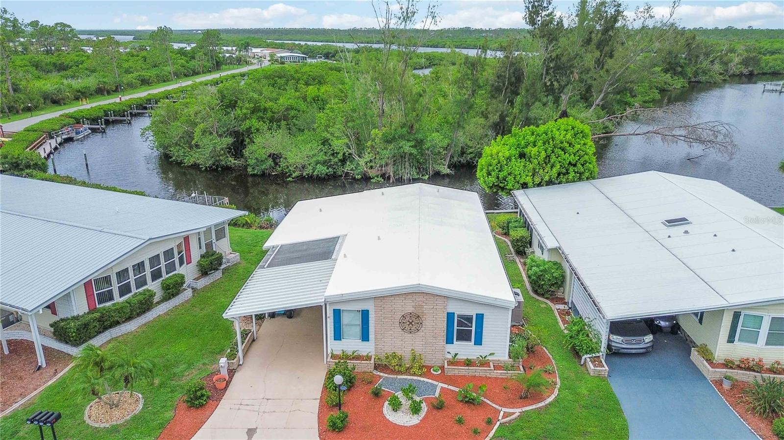 162 BERMUDA WAY — photo 45
