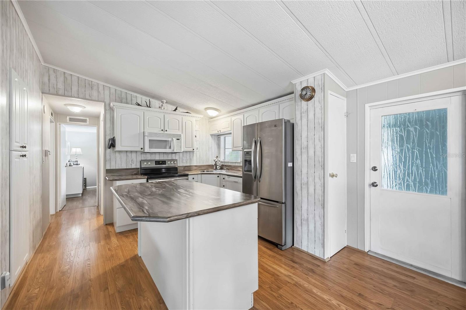 162 BERMUDA WAY — photo 17