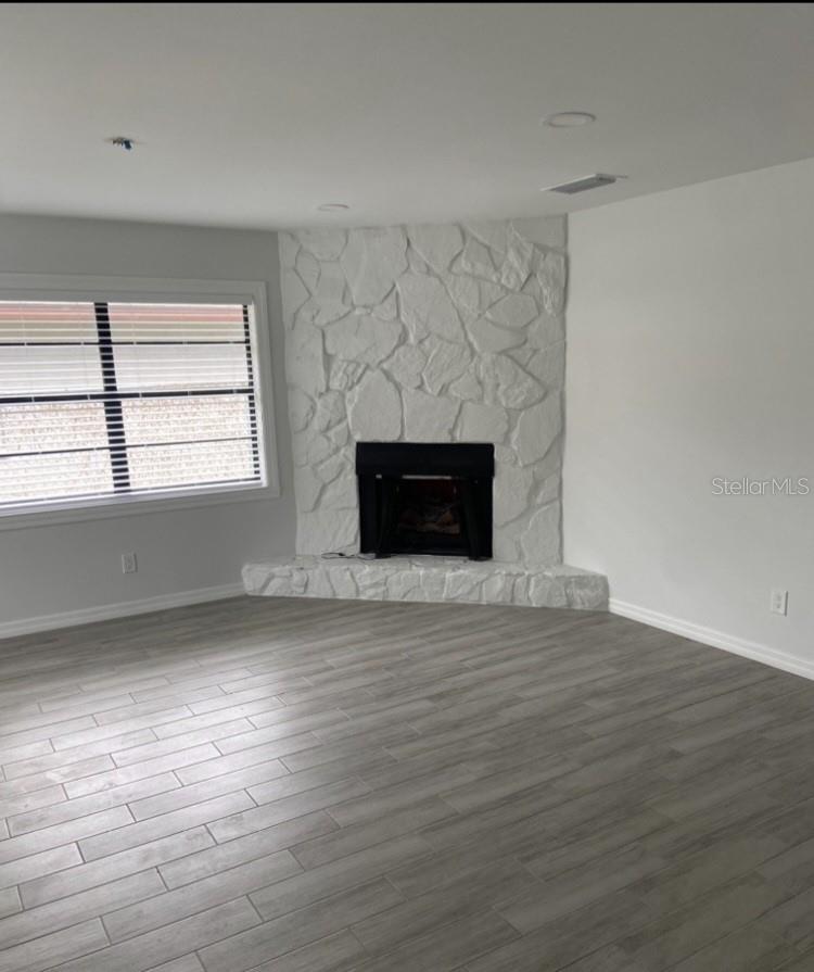 5008 PARADE ST — photo 6