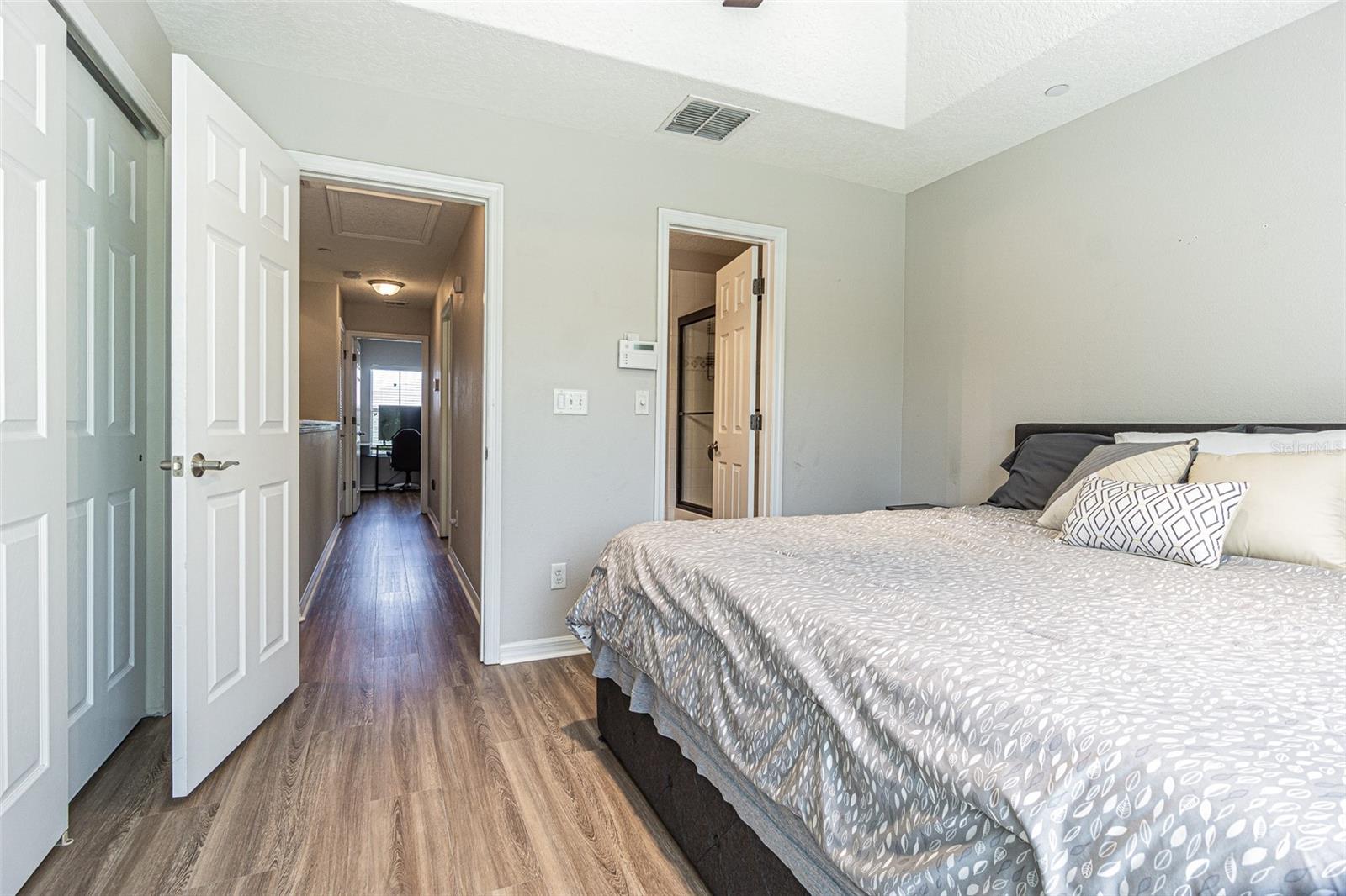 526 WHEATON TRENT PL — photo 11