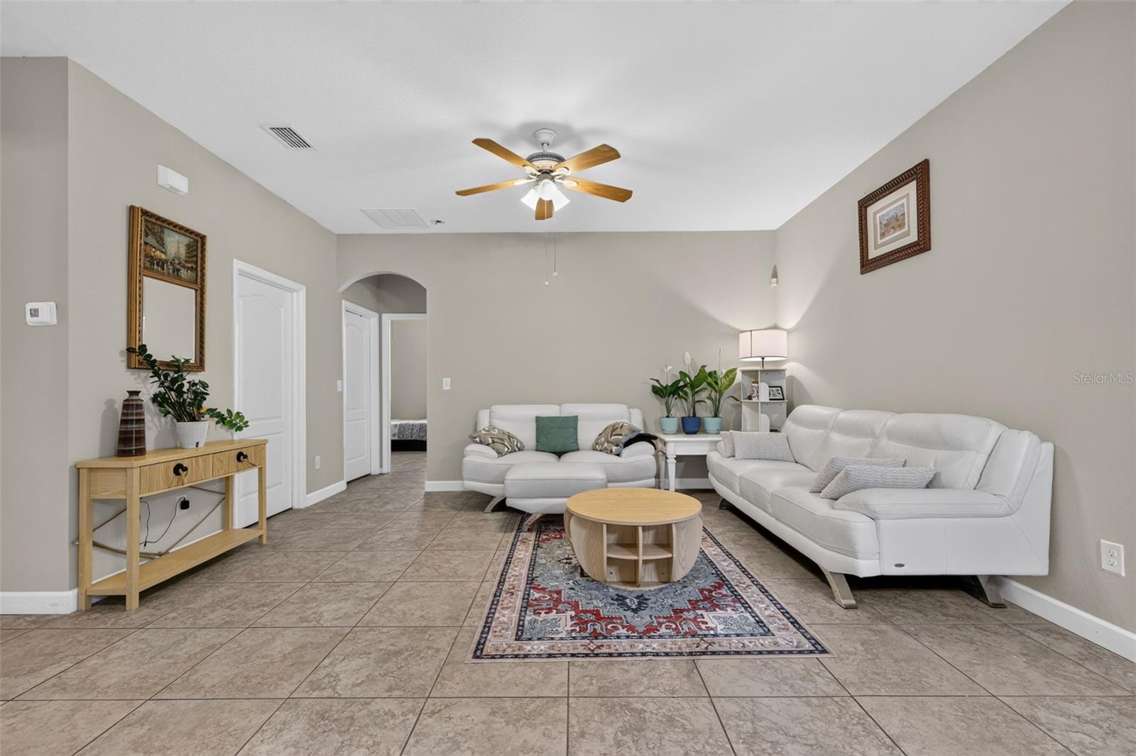 5512 MANG PL — photo 8