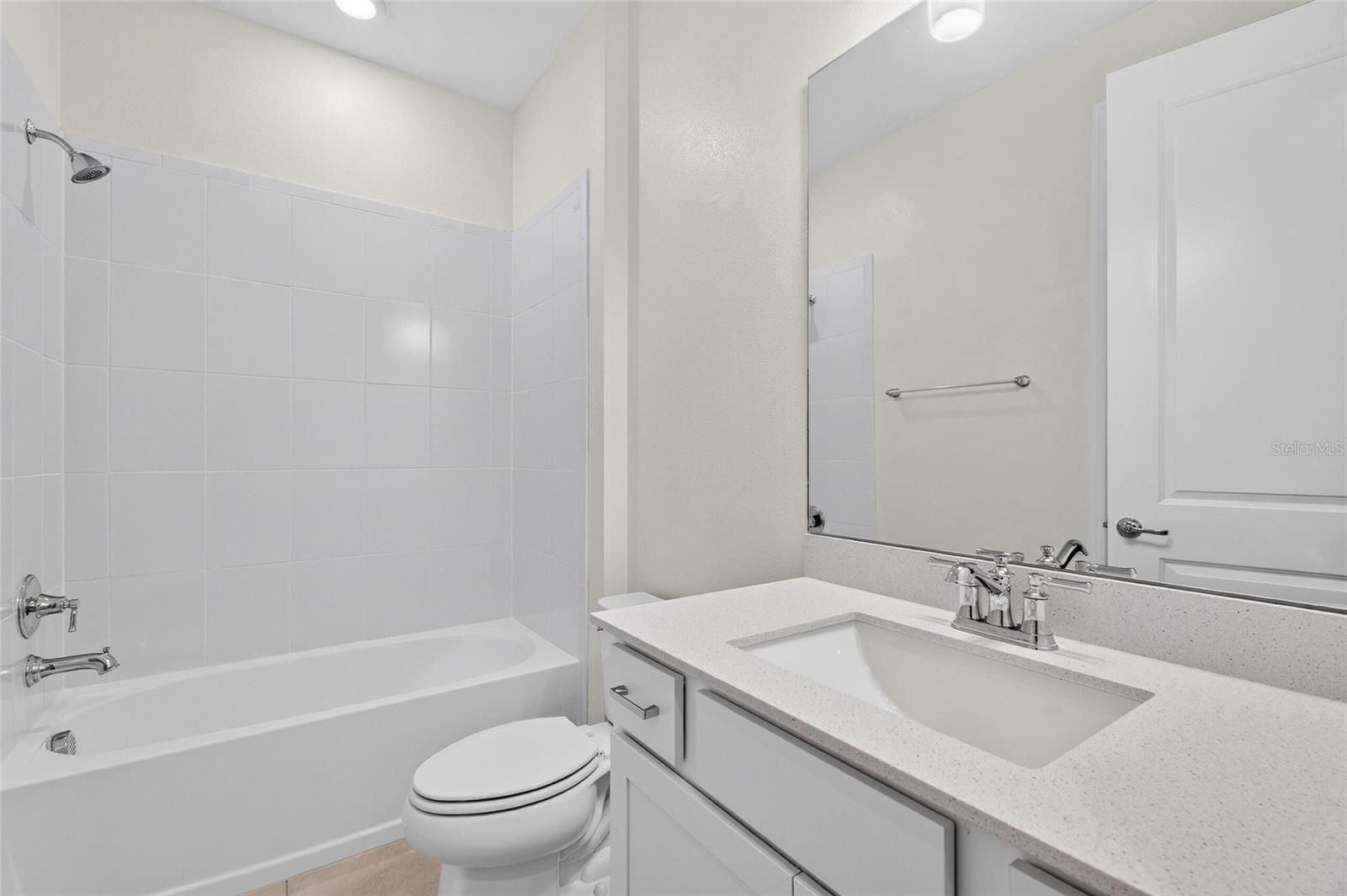 9426 LAMINE WAY — photo 17