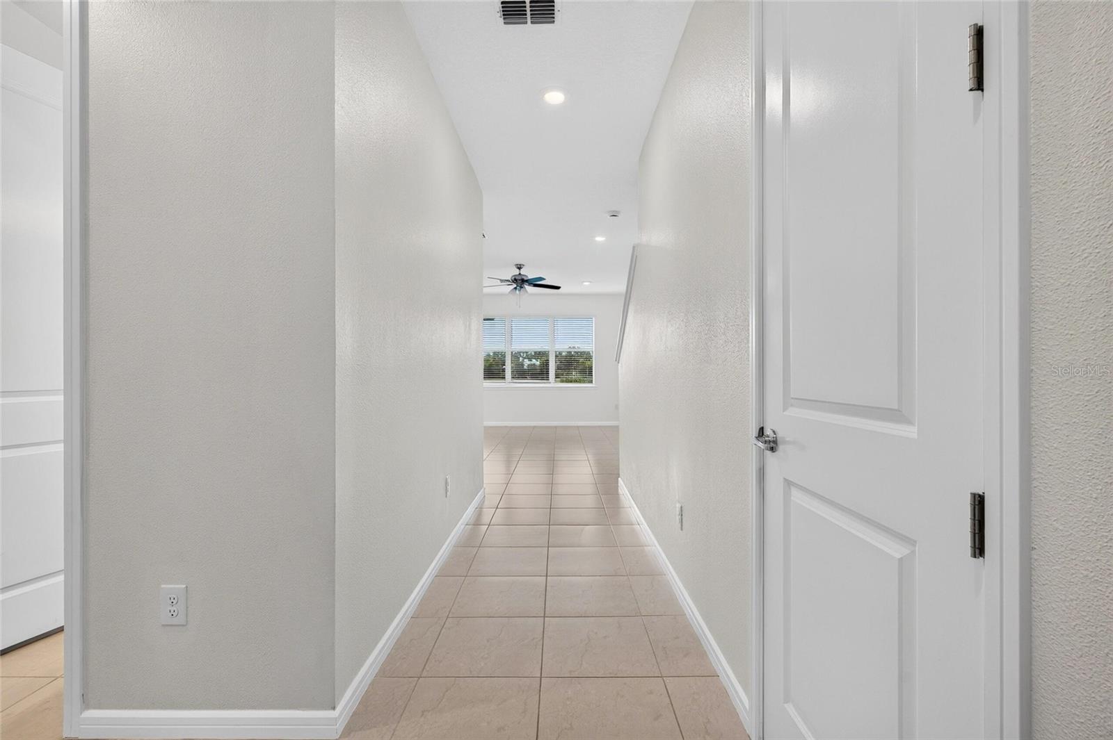 9426 LAMINE WAY — photo 4