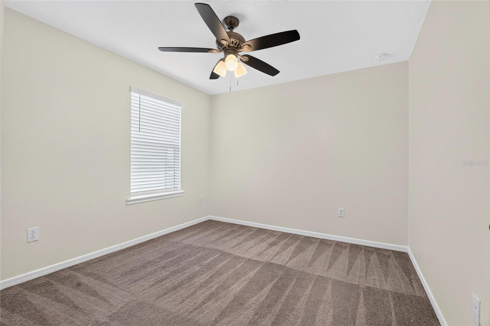 9426 LAMINE WAY — photo 33