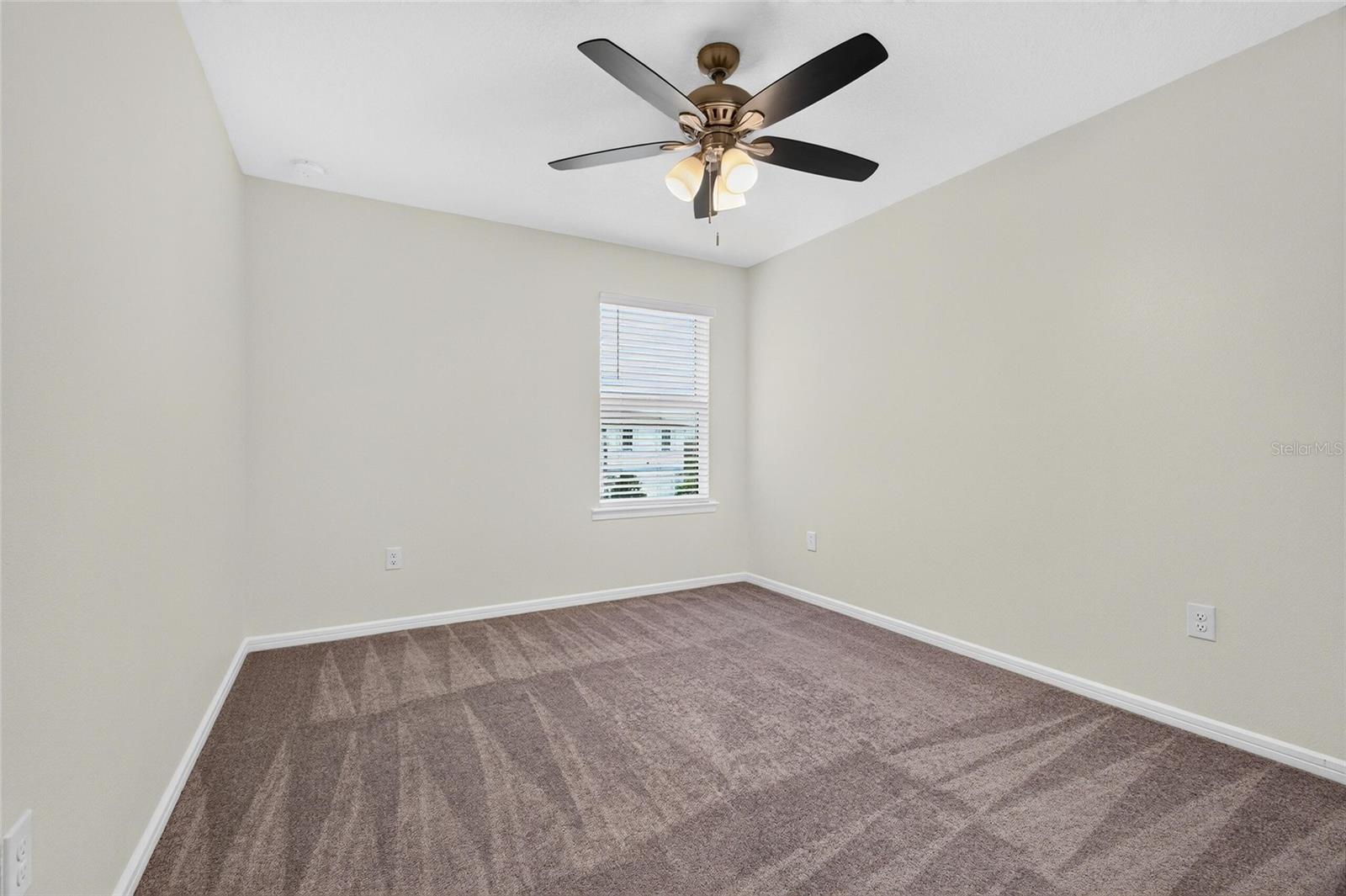 9426 LAMINE WAY — photo 35