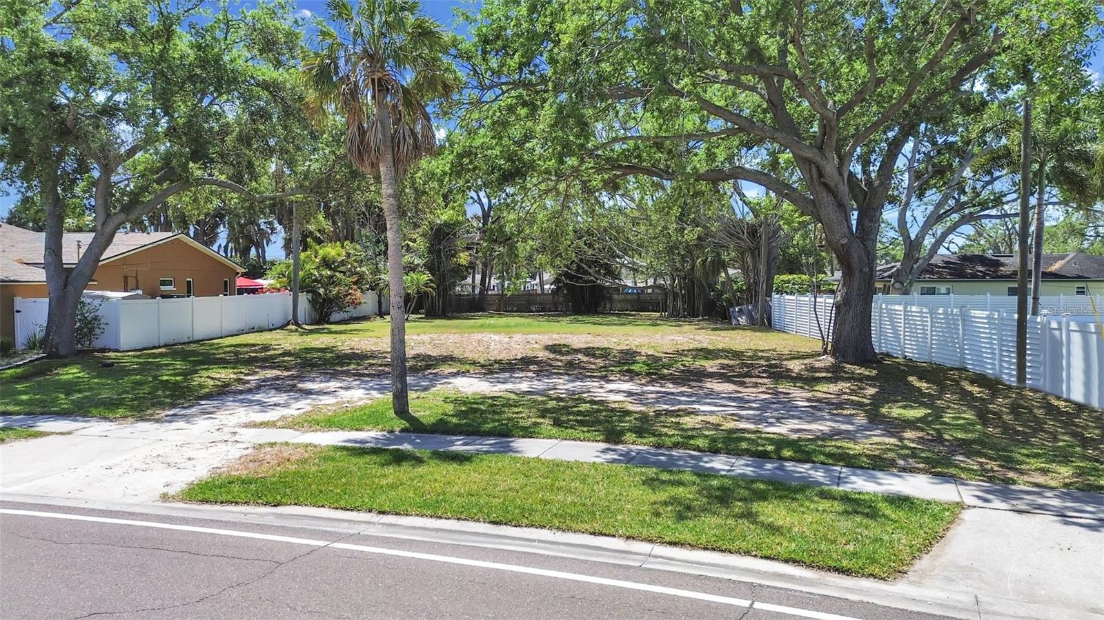 5438 BAYOU GRANDE BLVD NE — photo 2