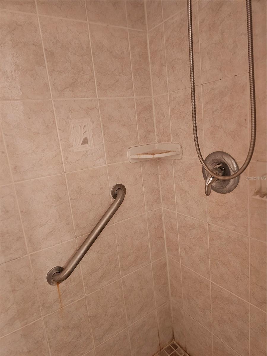 31110 HARTMAN RD — photo 22