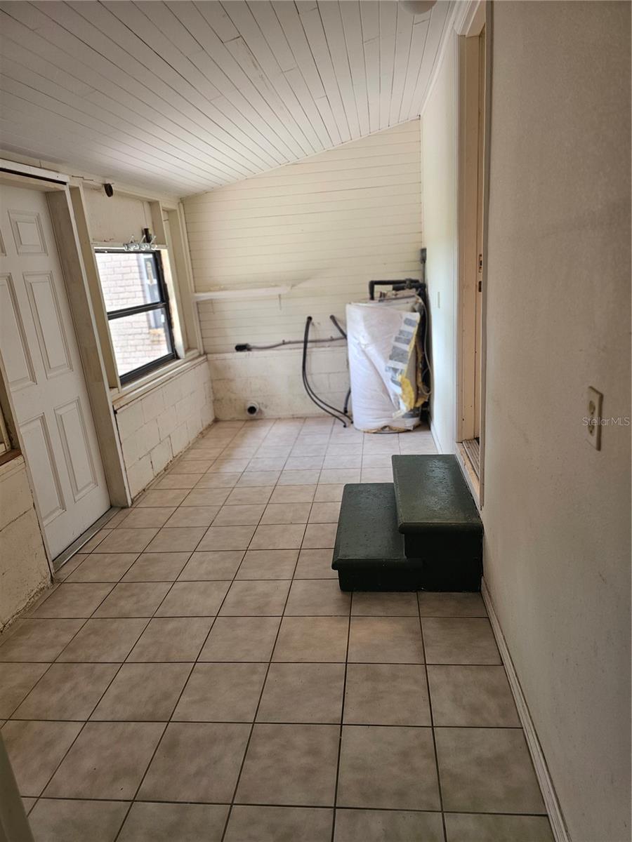 31110 HARTMAN RD — photo 19