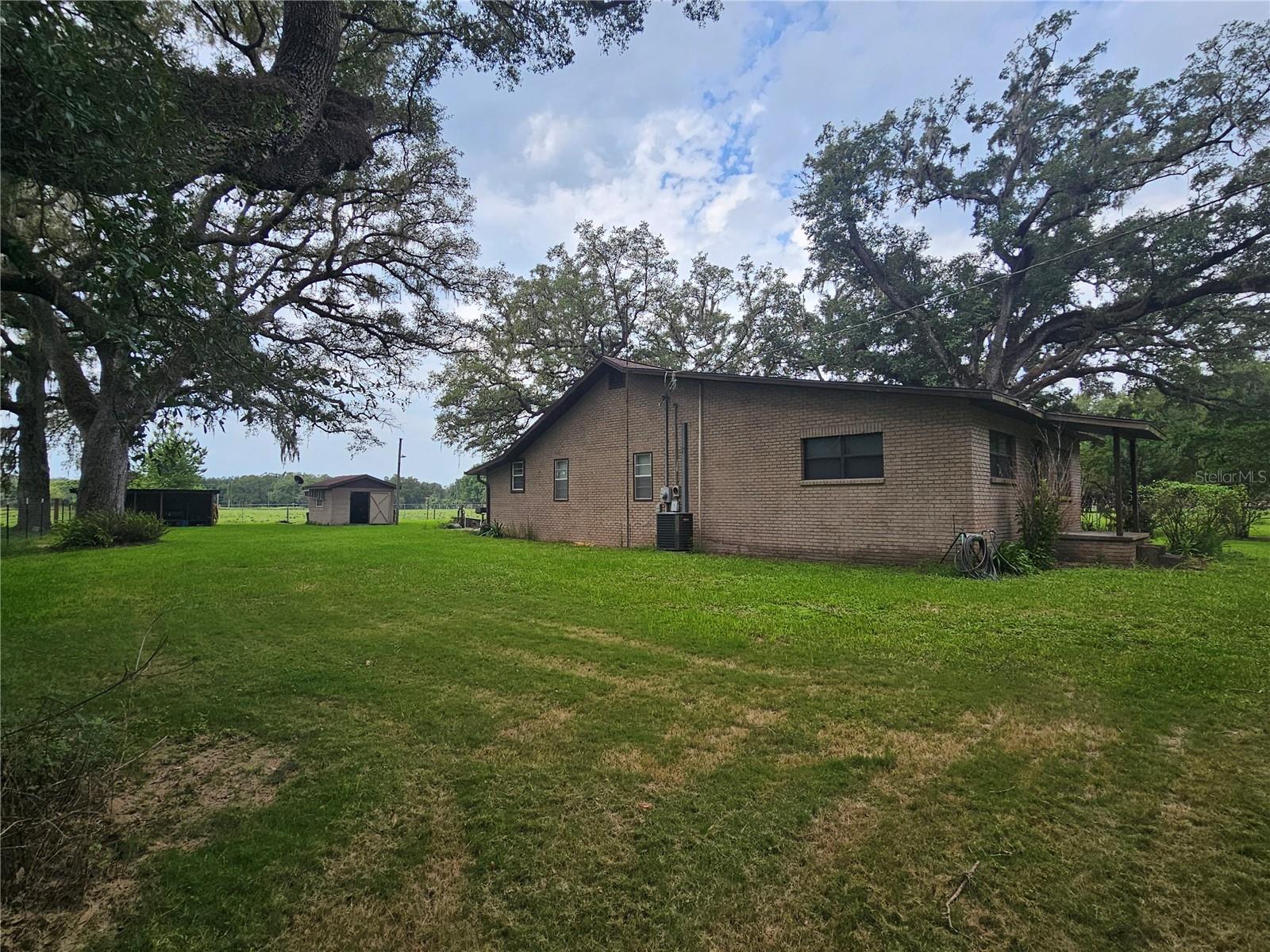 31110 HARTMAN RD — photo 2