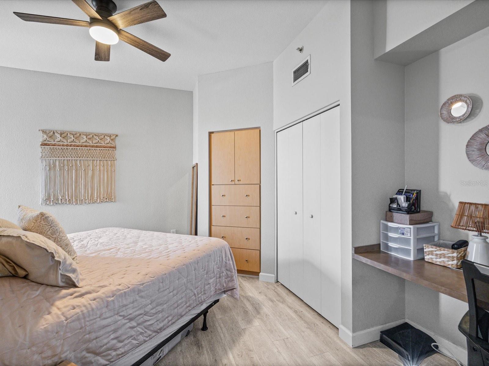 100 4TH AVE S #416 — photo 17