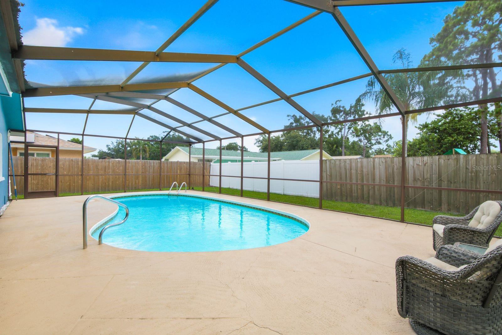 3047 CASCADE DR — photo 37