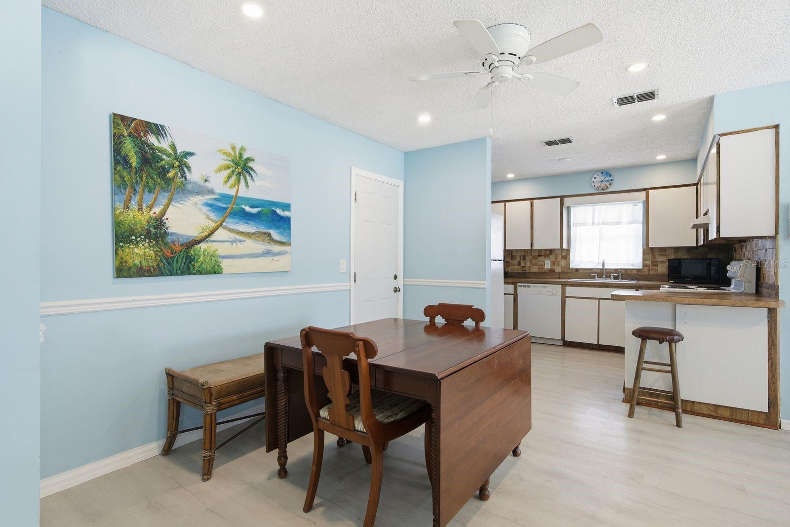3047 CASCADE DR — photo 13