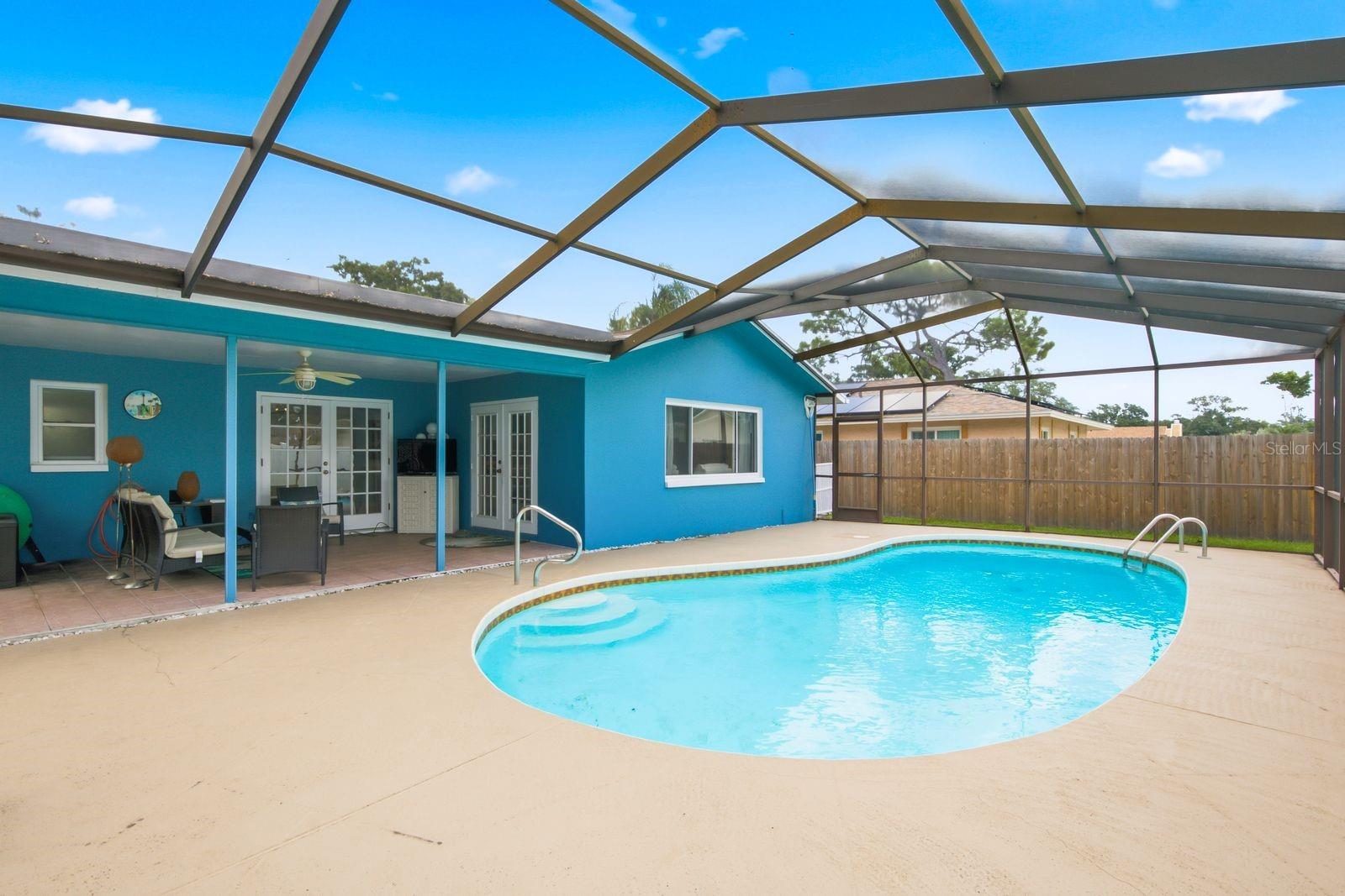 3047 CASCADE DR — photo 38