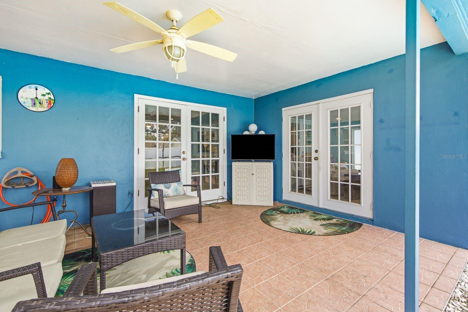 3047 CASCADE DR — photo 34