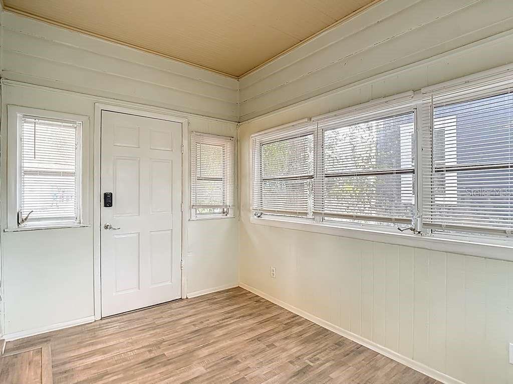 1008 E 24TH AVE — photo 6