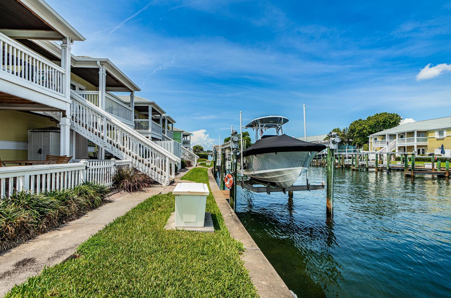 5215 COQUINA KEY DR SE #B — photo 7