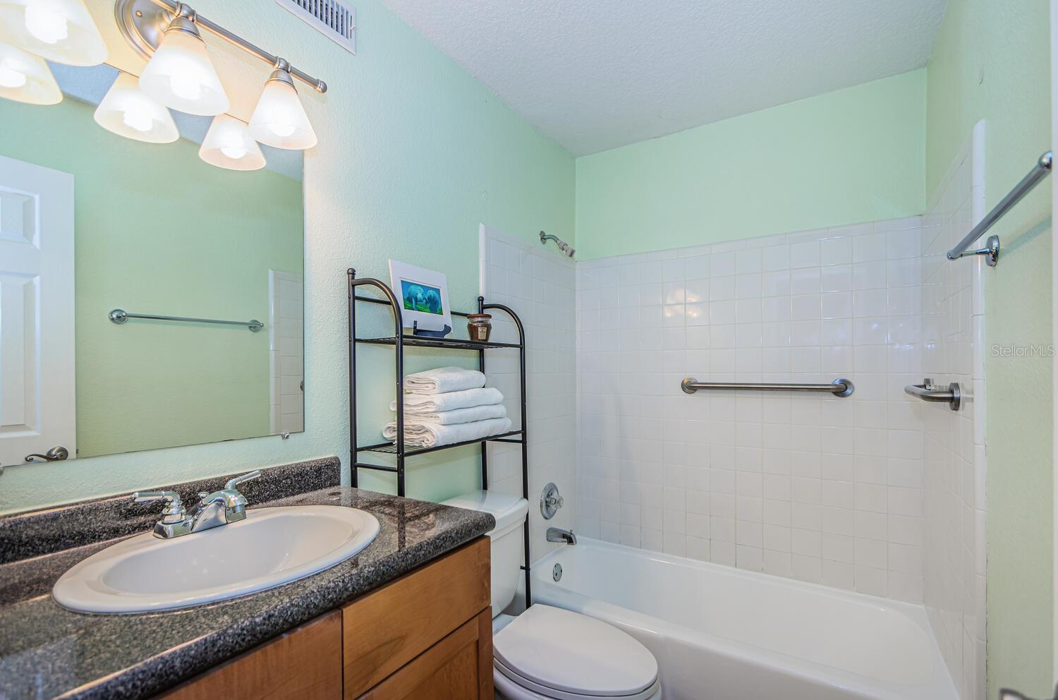 5215 COQUINA KEY DR SE #B — photo 14