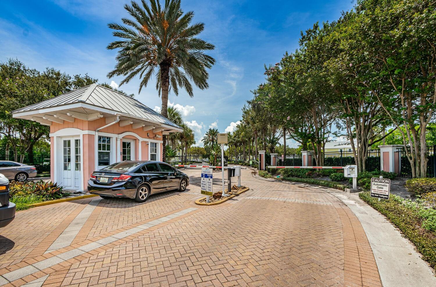 5215 COQUINA KEY DR SE #B — photo 2