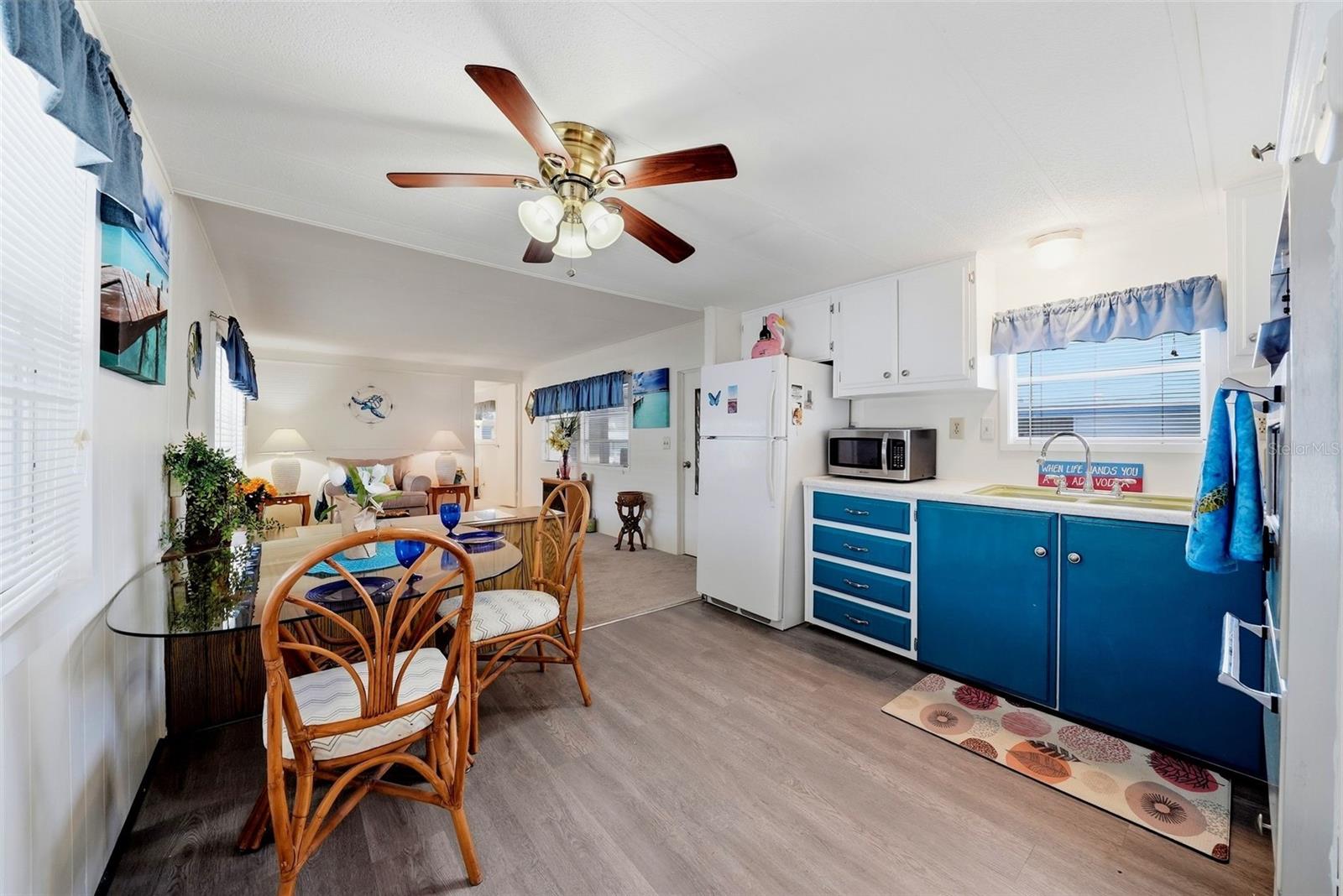 12116 HORSESHOE LN — photo 4