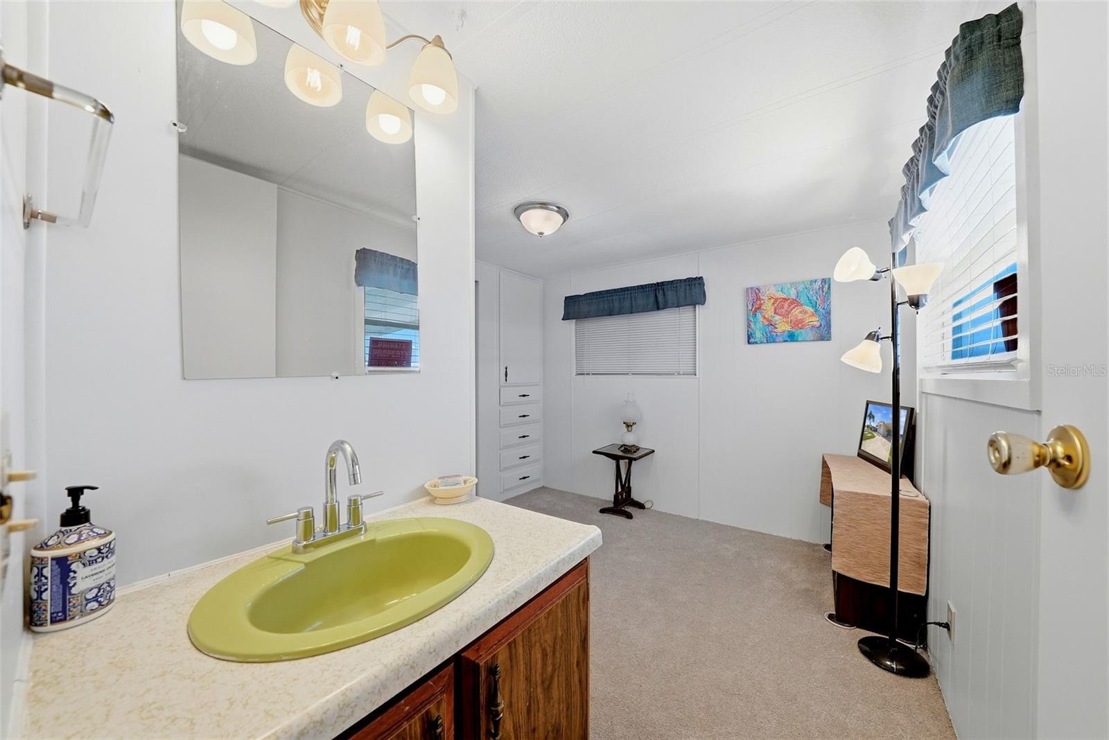 12116 HORSESHOE LN — photo 22