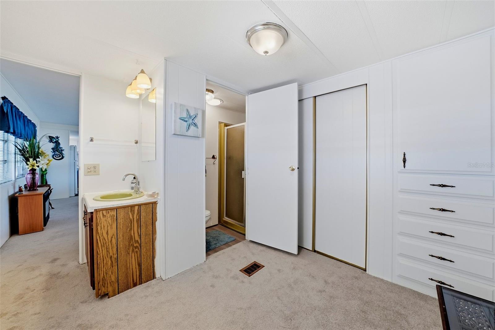 12116 HORSESHOE LN — photo 21