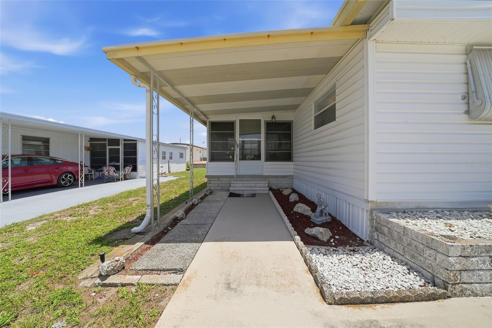 12116 HORSESHOE LN — photo 33