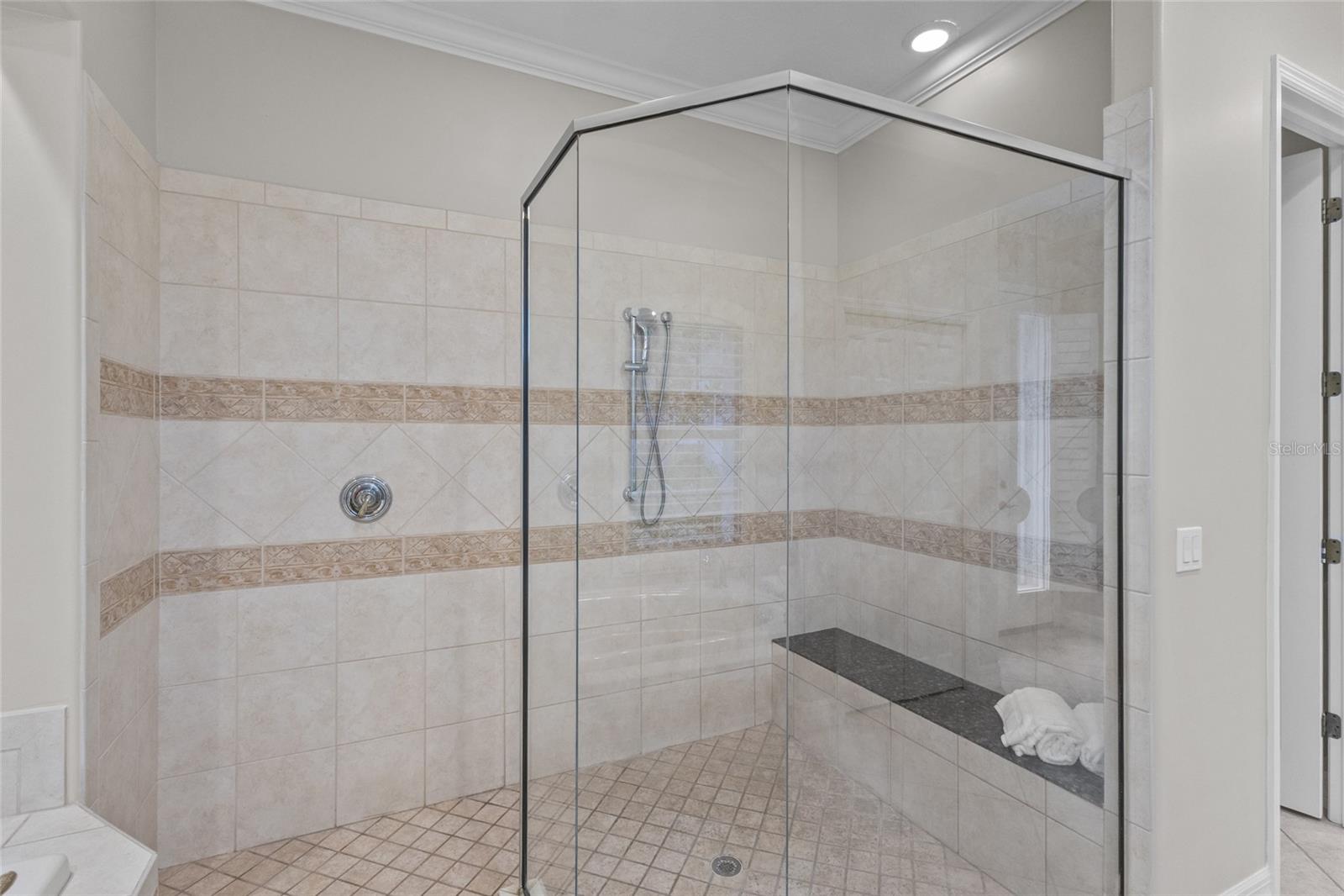 7808 DERBY CT — photo 28
