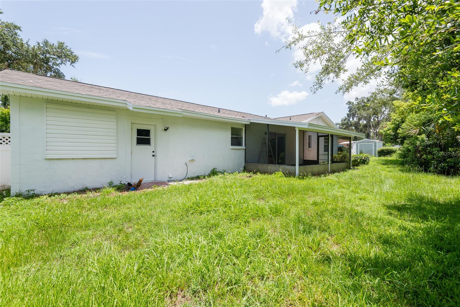 902 SHANGRI LA DR — photo 28