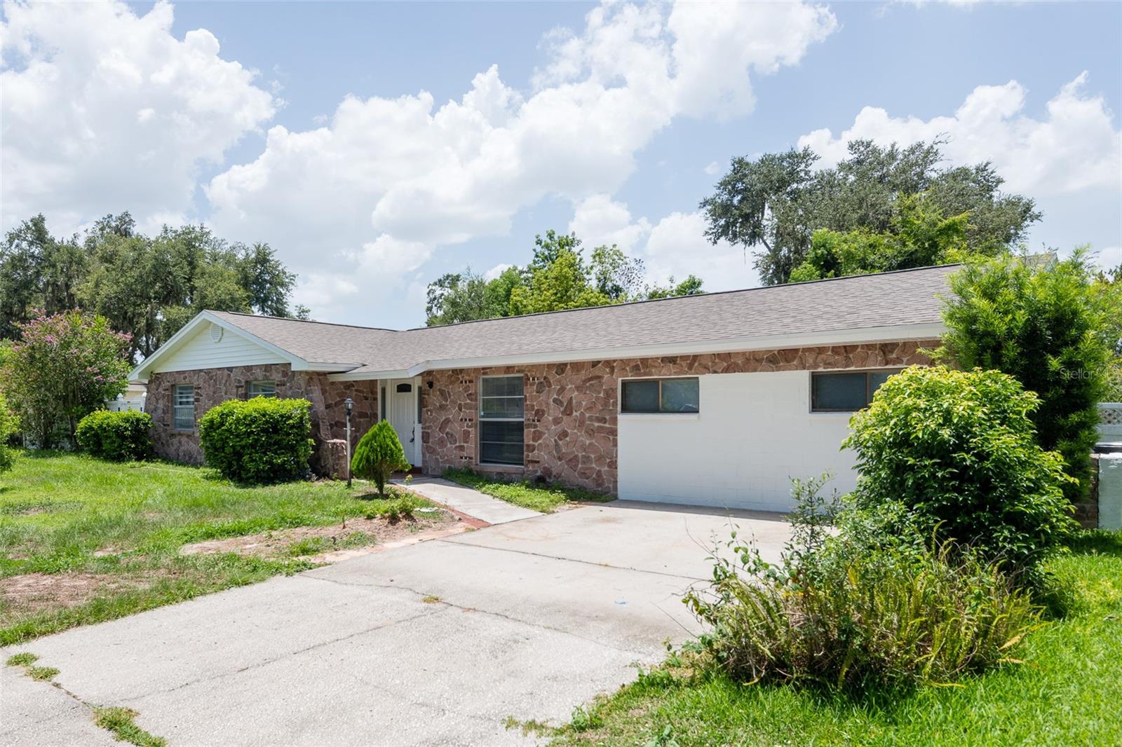 902 SHANGRI LA DR — photo 29