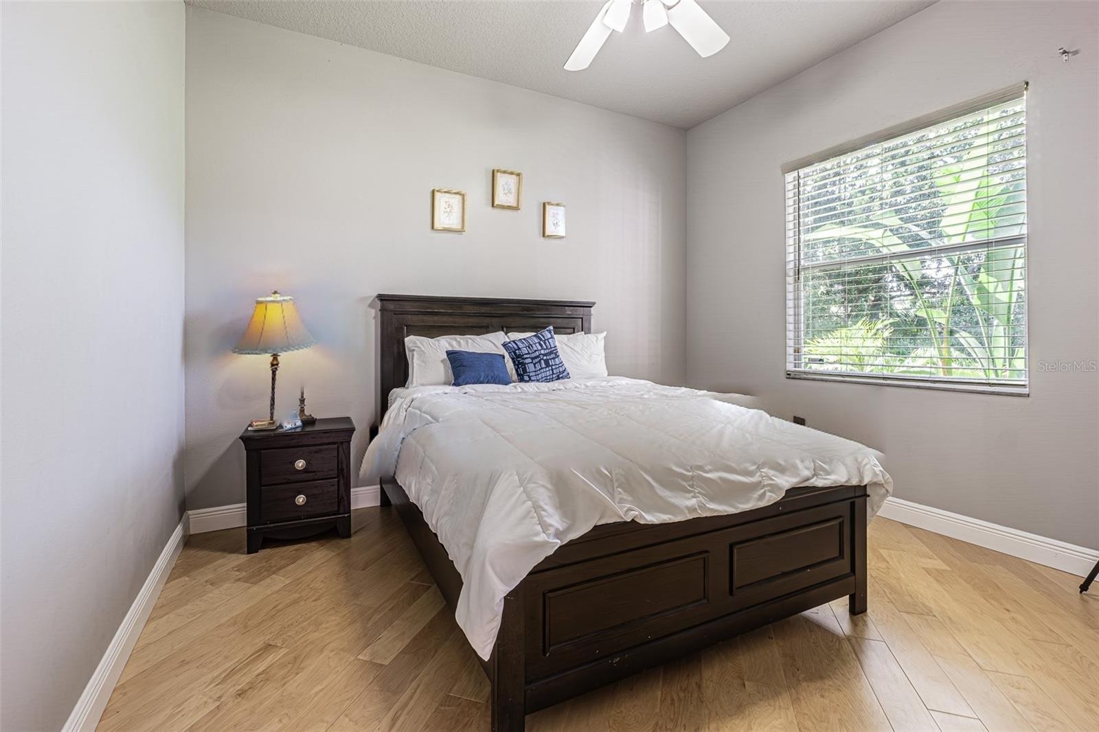 2409 FOX FOREST DR — photo 14