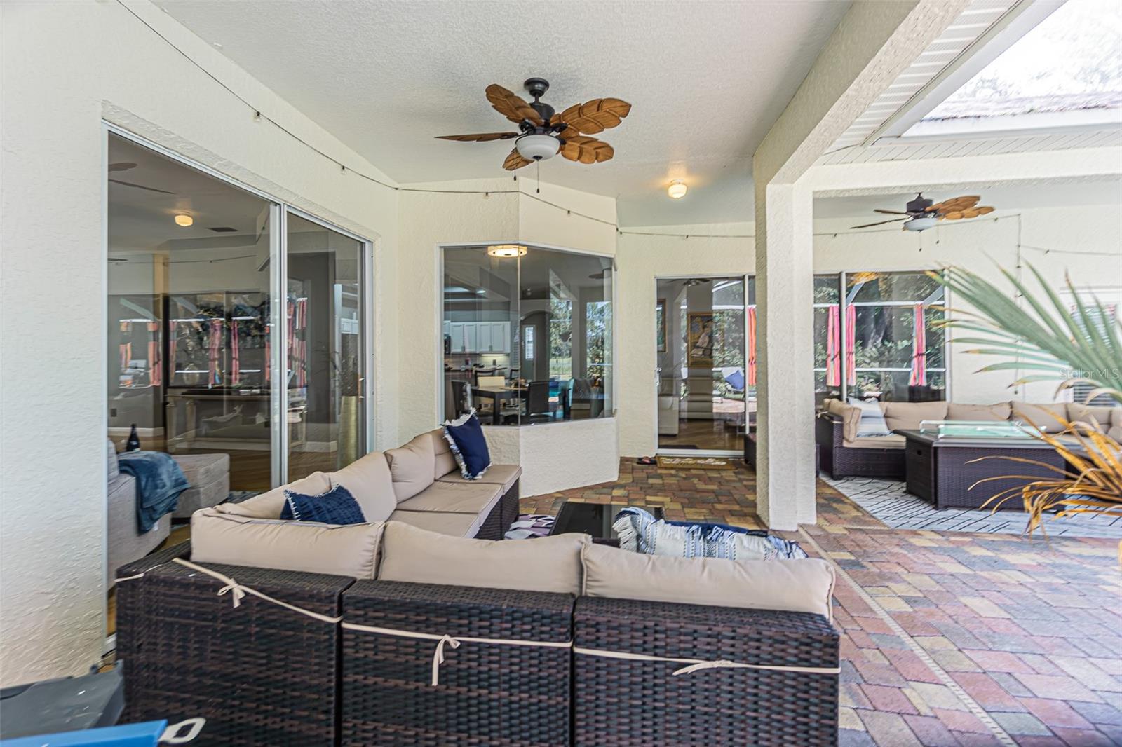 2409 FOX FOREST DR — photo 25