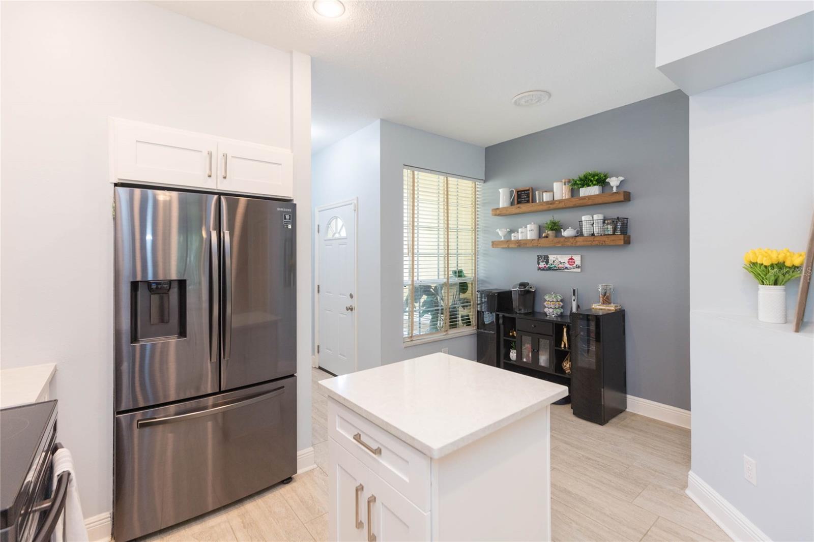 1050 STARKEY RD #104 — photo 9