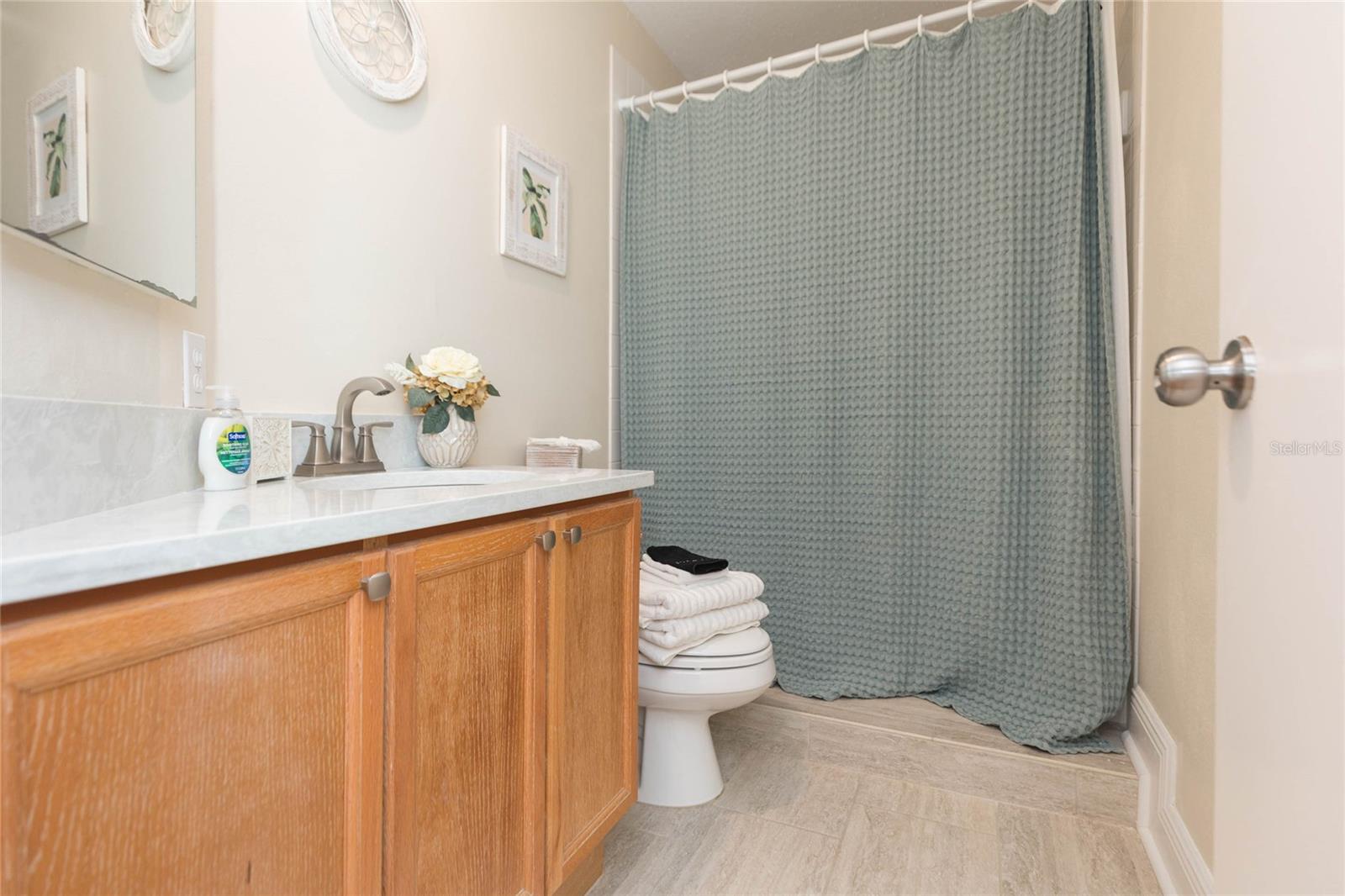 1050 STARKEY RD #104 — photo 26
