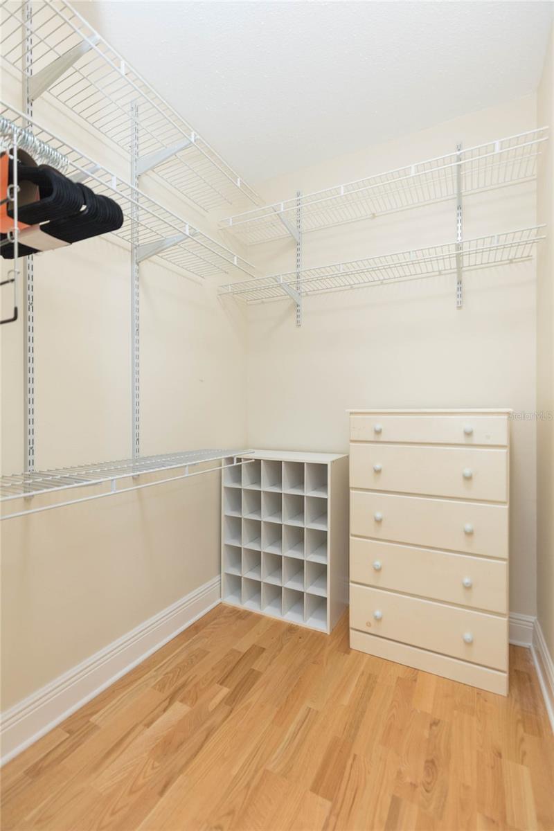 1050 STARKEY RD #104 — photo 25