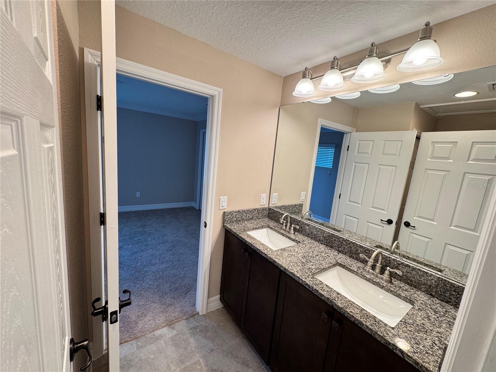 345 VILLA CORTE DR — photo 41