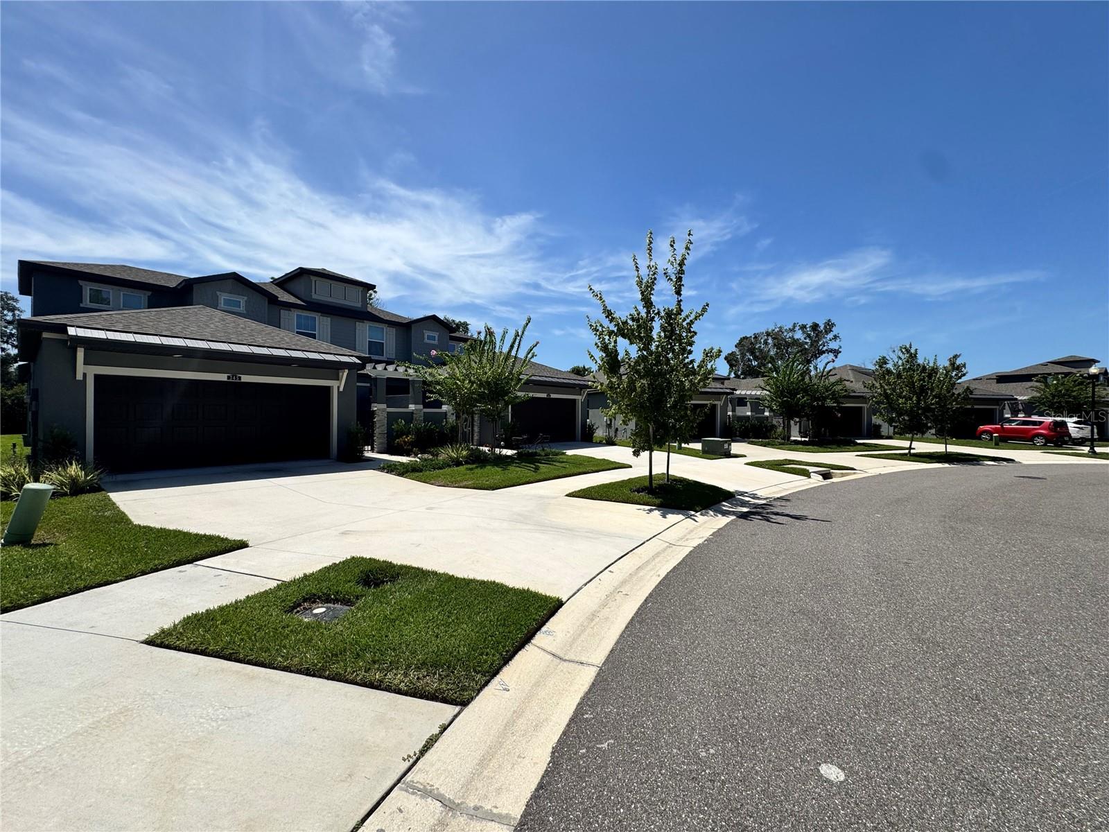 345 VILLA CORTE DR — photo 4