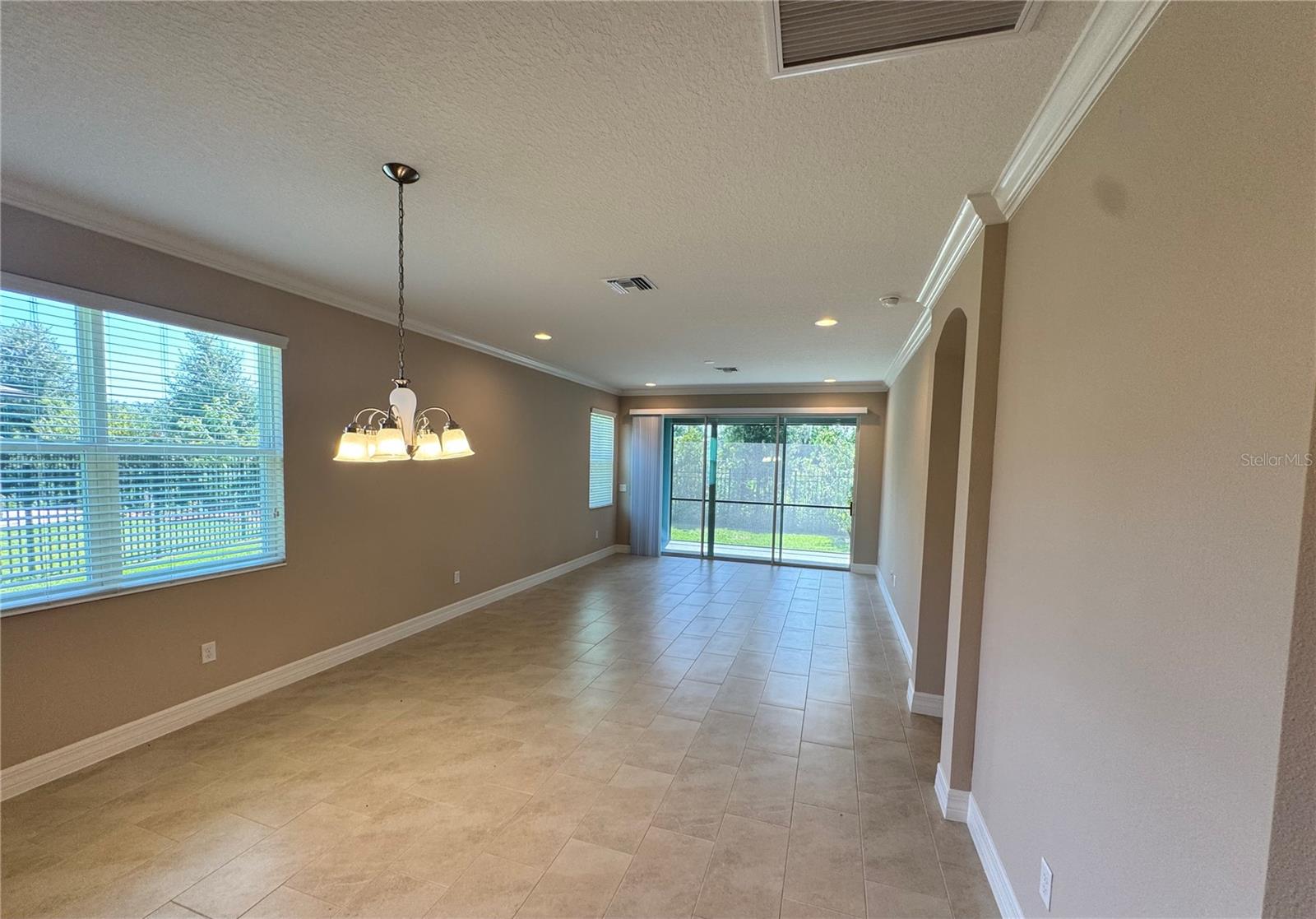 345 VILLA CORTE DR — photo 36