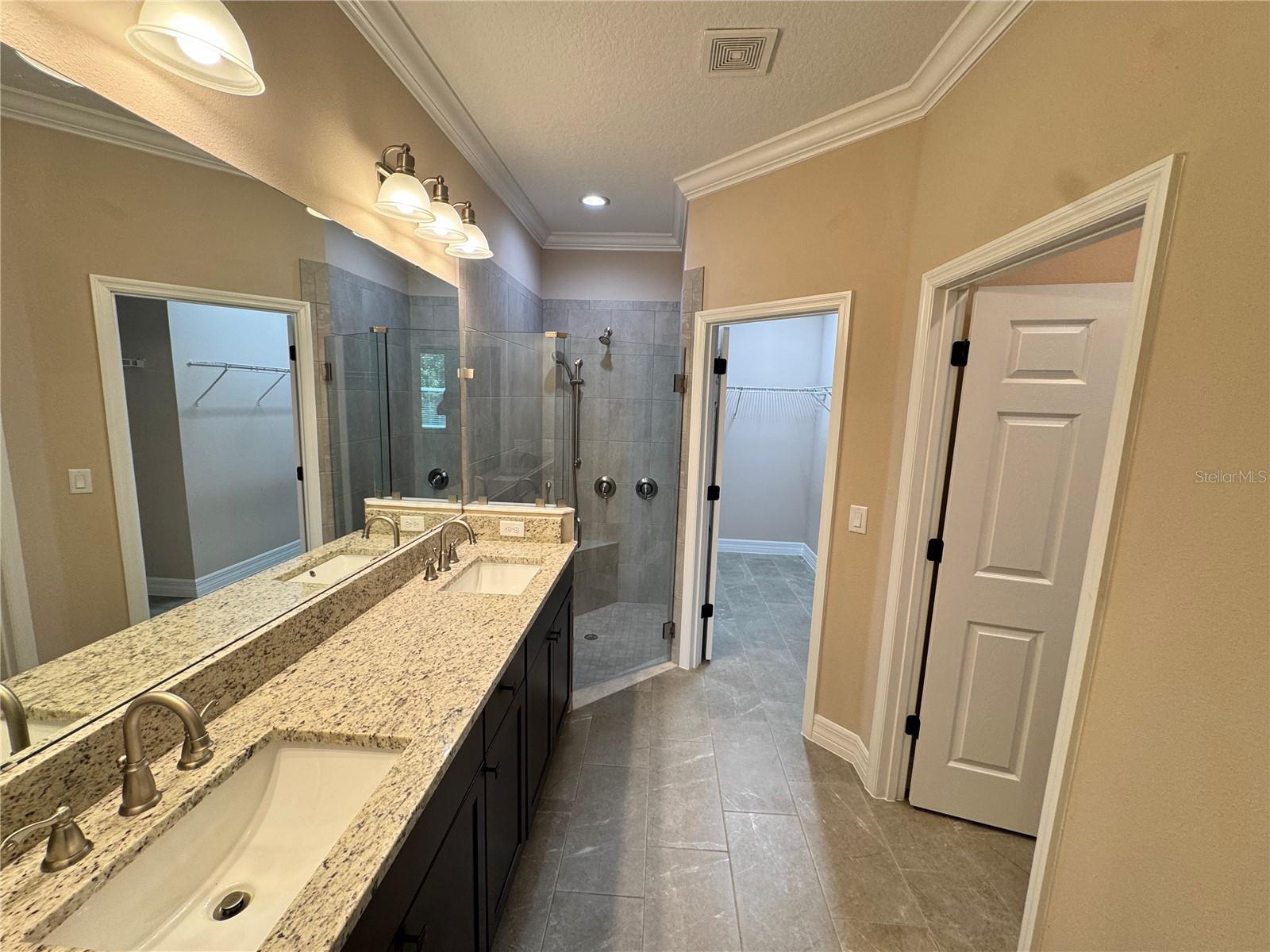 345 VILLA CORTE DR — photo 38