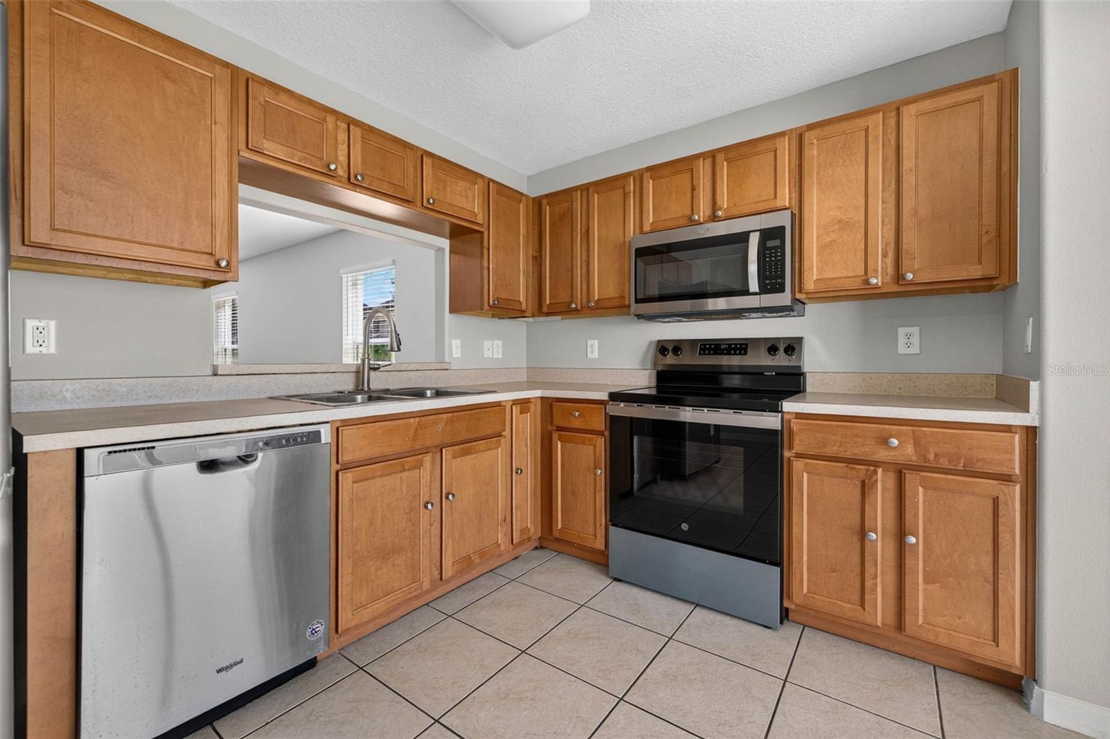 10717 SHADY PRESERVE DR — photo 9