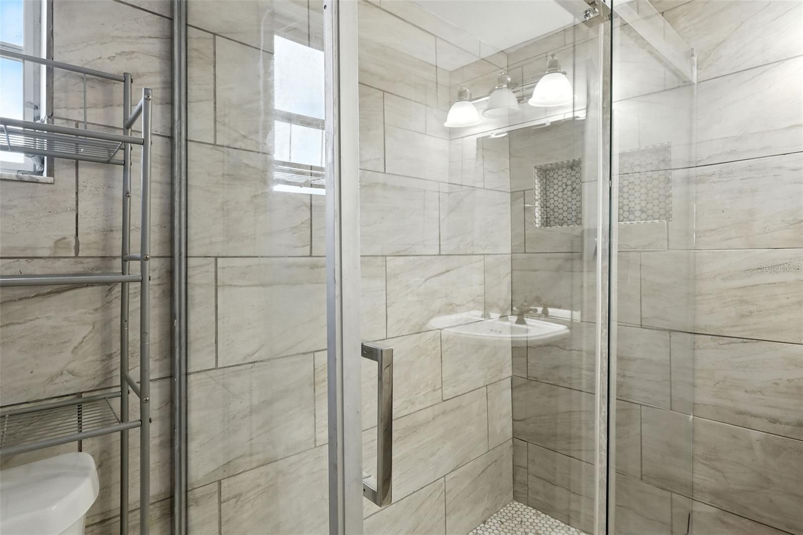 9239 PALM AVE — photo 11