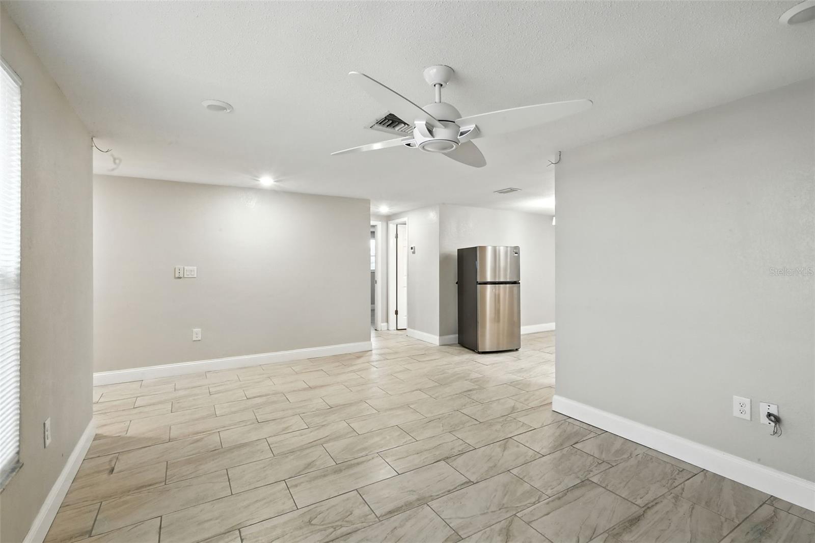 9239 PALM AVE — photo 4
