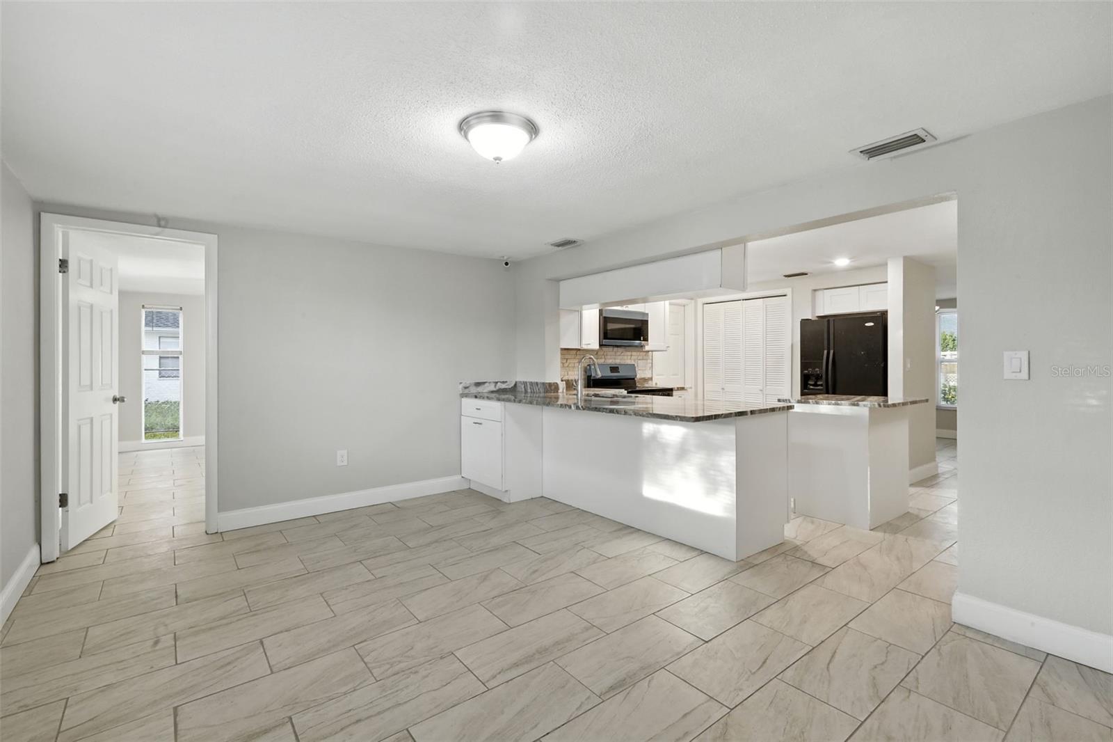 9239 PALM AVE — photo 18